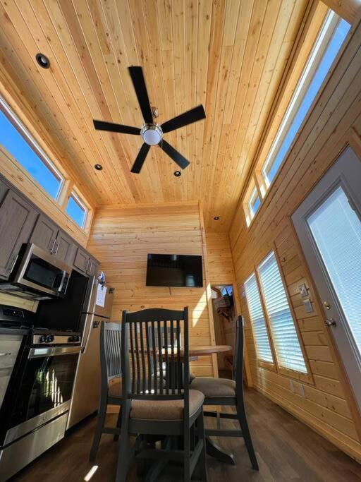 ואלה 091 Star Gazing Tiny Home Near Grand Canyon South Rim Sleeps 8 מראה חיצוני תמונה